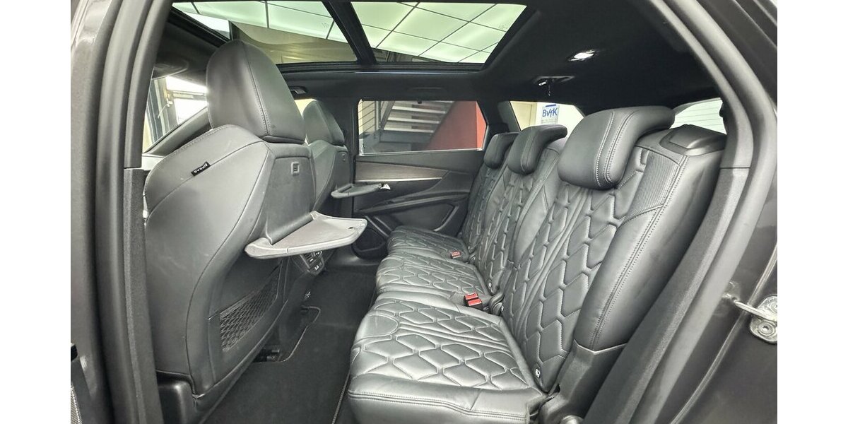 Peugeot 5008 GT 180 Blue HDi EAT8 1.Hand Nachtsicht 31.700 km 32.985 &euro; Lich 35423