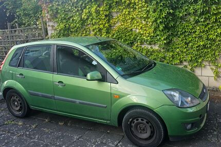 Ford Fiesta 163.880 km 1.100 &euro; Gießen 35398