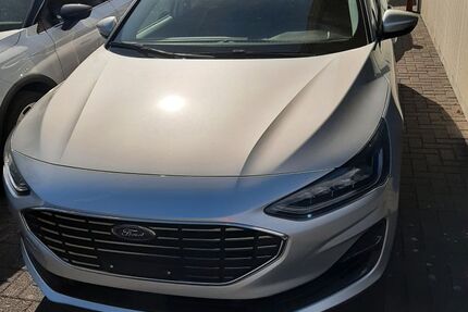 Ford Focus 34.000 km 18.500 &euro; Wehrheim 61273