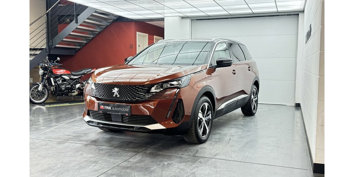 Peugeot 5008 130 EAT8 Allure 1.Hand AHK 13.300 km 25.920 &euro; Lich 35423
