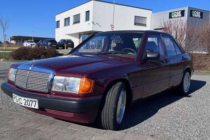 Mercedes-Benz 190 194.500 km 13.990 &euro; Butzbach 35510