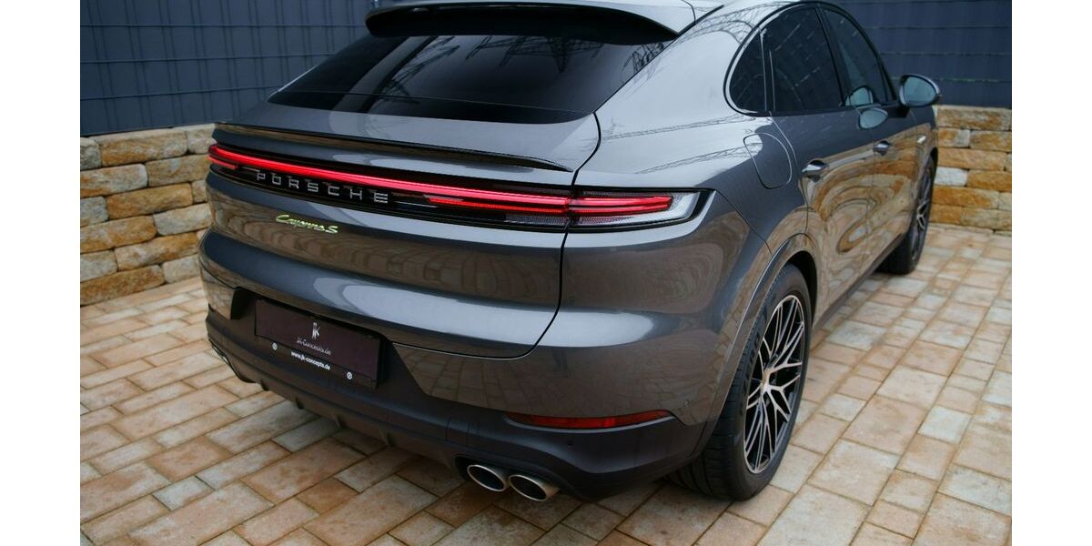 Porsche Cayenne 21.499 km 105.890 &euro; Asslar 35614