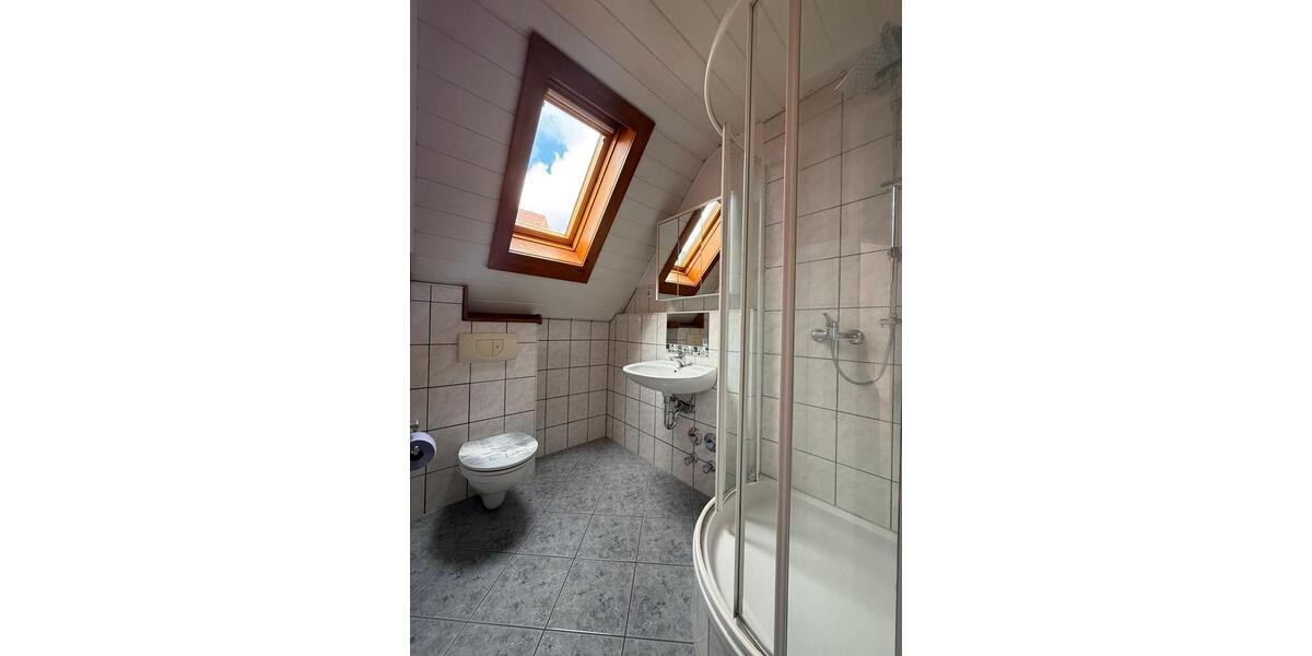 Dachgeschoßwohnung Wetzlar Naunheim - 3 Zimmer, 60 m&sup2;, 800&euro; | Angebot:25947863