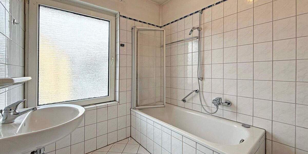 Einfamilienhaus Gießen Anneröder Siedlung - 5 Zimmer, 177 m&sup2;, 780.000&euro; | Angebot:25773165