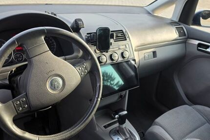 VW Touran 204.000 km 3.000 &euro; Wetzlar 35576