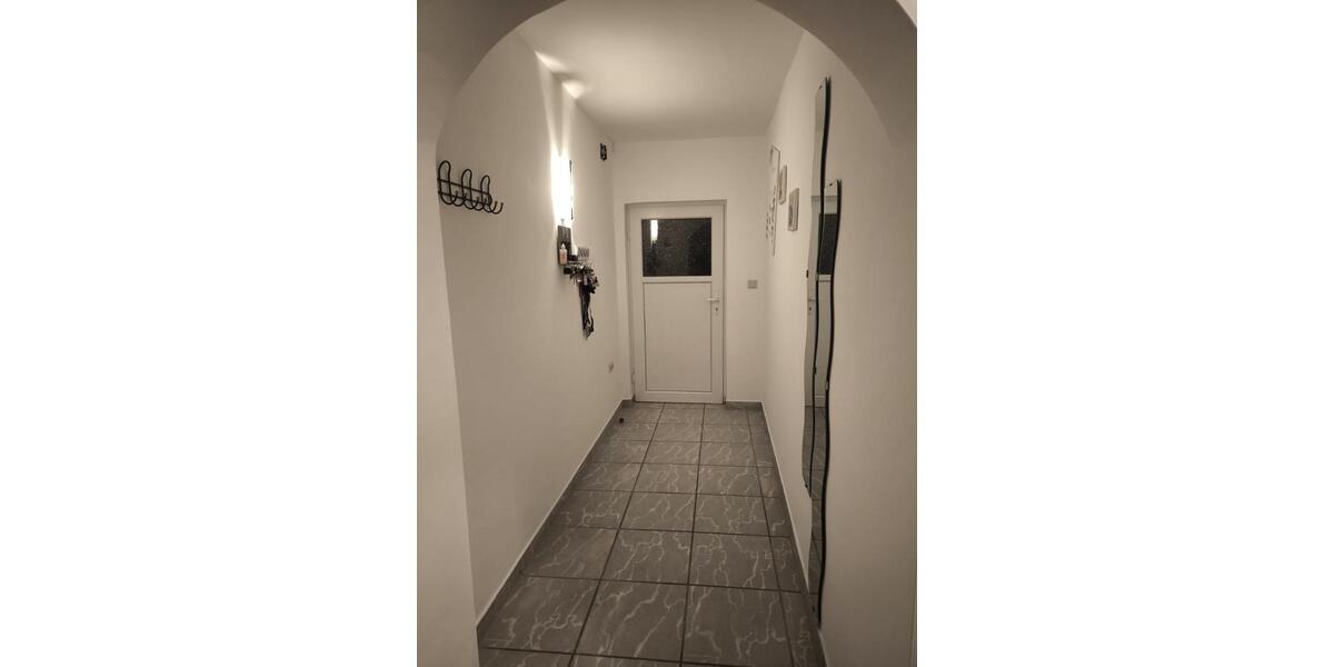 Erdgeschoßwohnung Weilburg - 2.5 Zimmer, 129 m&sup2;, 600&euro; | Angebot:26367346