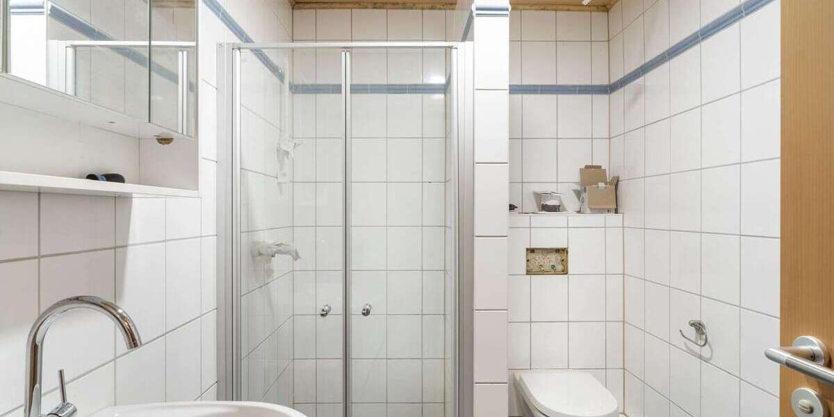 Platz ohne Grenzen: Zweifamilienhaus mit Halle für Familie & Anleger - Zweifamilienhaus Weinbach | Angebot:25025563