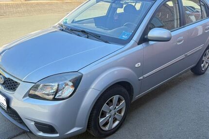 Kia Rio 37.800 km 5.700 &euro; Sinn 35764