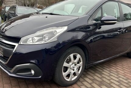 Peugeot 208 144.000 km 4.290 &euro; Wettenberg 35435