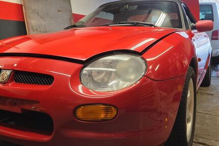 MG F 46.730 km 4.444 &euro; Waldsolms 35647