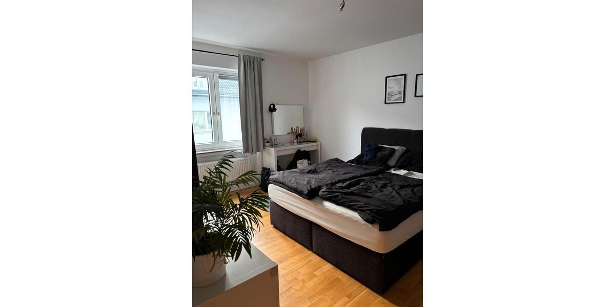 Etagenwohnung Gießen - 2 Zimmer, 65 m&sup2;, 1.070&euro; | Angebot:25873631