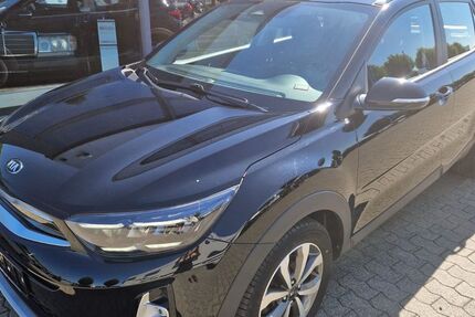 Kia Stonic 33.623 km 17.790 &euro; Ehringshausen 35630