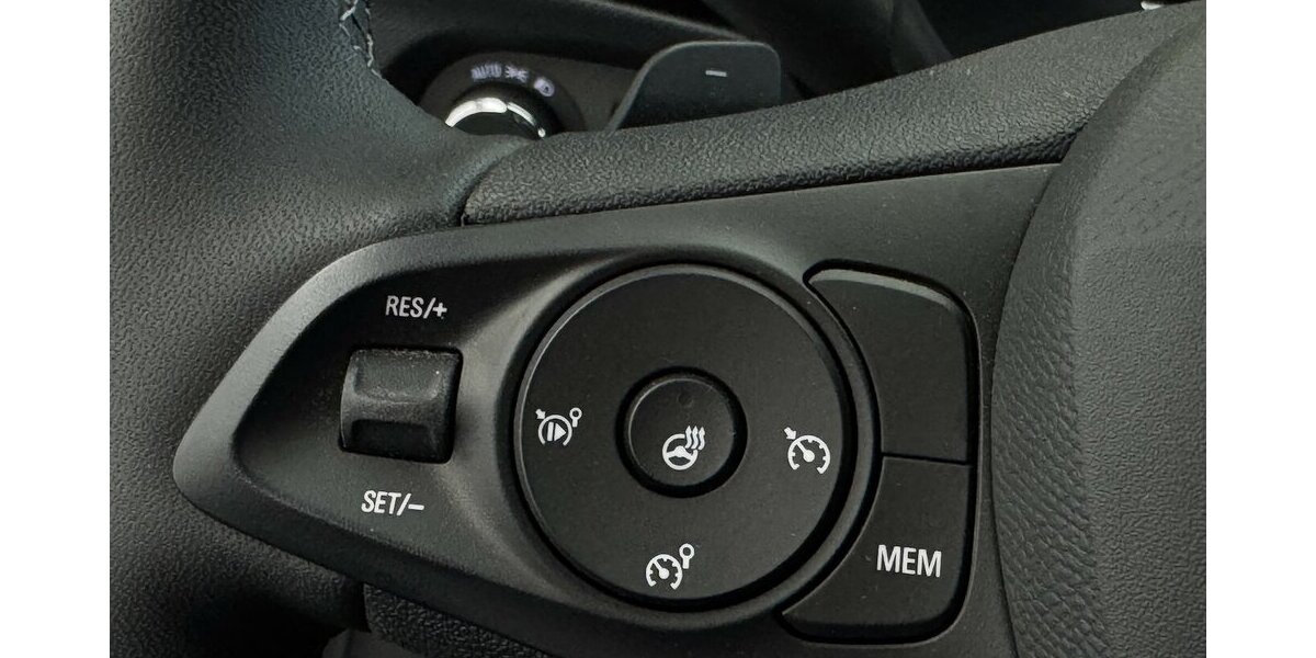 Opel Corsa GS 1.2 Turbo 1.Hand Sitzheizung Carplay 8.600 km 17.890 &euro; Lich 35423