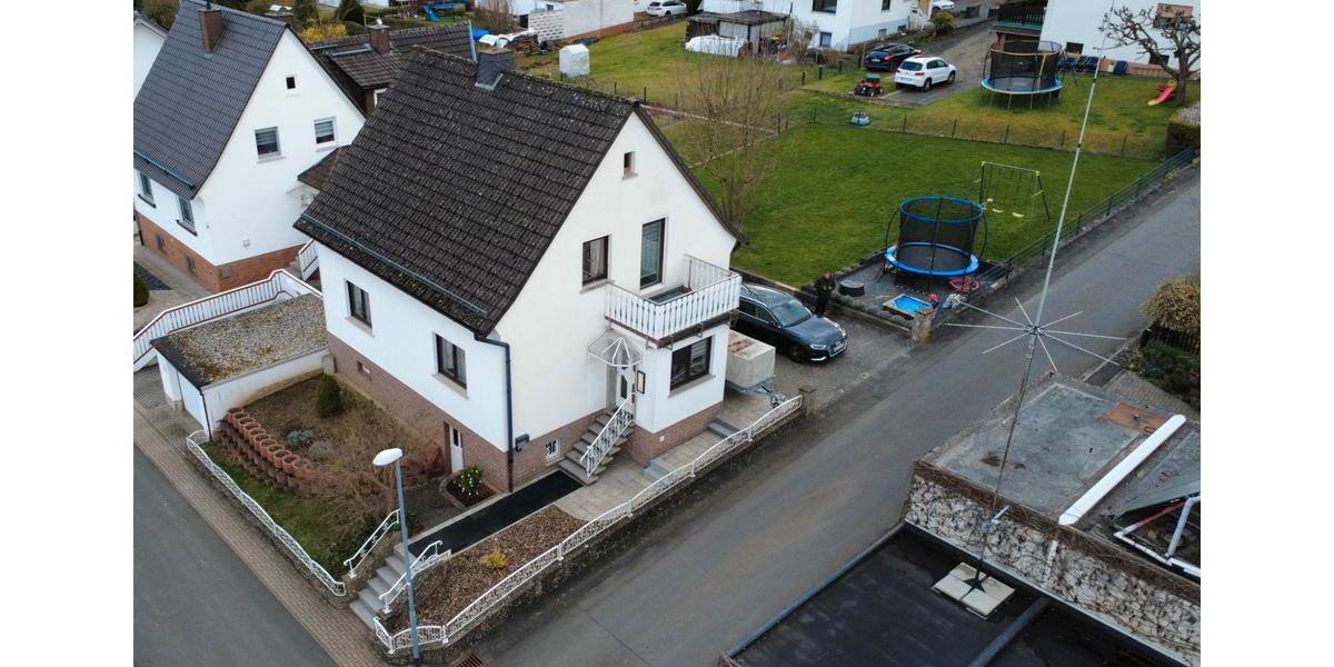 Einfamilienhaus Sinn - 4 Zimmer, 115 m&sup2;, 275.000&euro; | Angebot:26152879