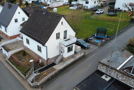 Haus Sinn - 4 Zimmer, 115 m&sup2;, 275.000&euro; | Angebot:26152879