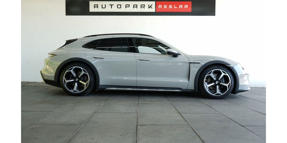 Porsche Taycan 27.850 km 81.880 &euro; Asslar 35614