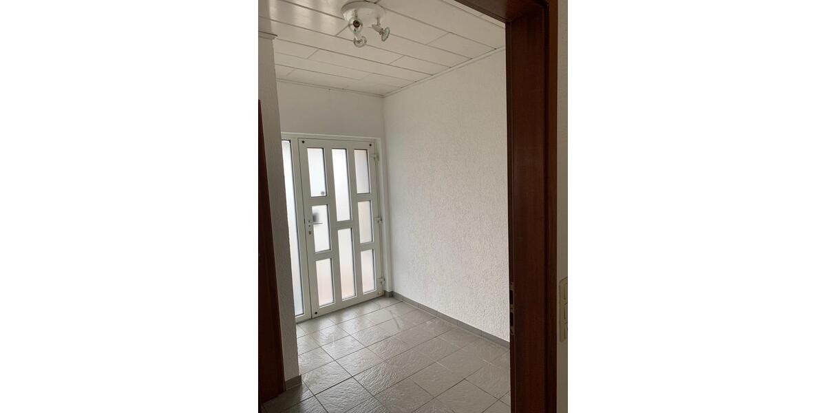 Reihenhaus Waldsolms - 3 Zimmer, 72 m&sup2;, 179.000&euro; | Angebot:26770388