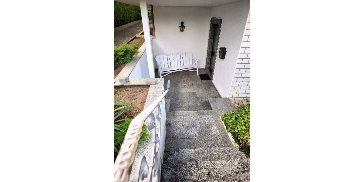 Einfamilienhaus Mengerskirchen-Dillhausen Dillhausen - 8 Zimmer, 283 m&sup2;, 512.000&euro; | Angebot:26023384