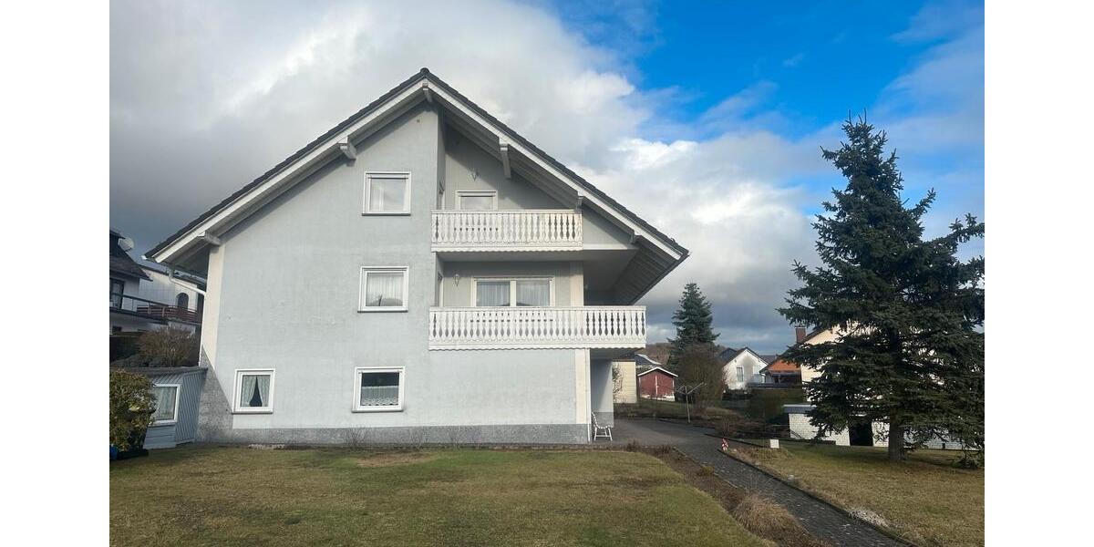 Einfamilienhaus Bad Endbach - 6 Zimmer, 200 m&sup2;, 400.000&euro; | Angebot:25018123