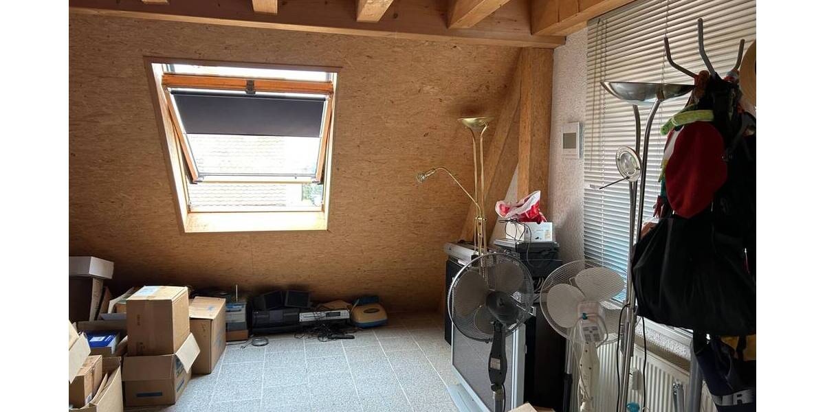 Mehrfamilienhaus, Wohnhaus Wetzlar Dutenhofen - 5 Zimmer, 199 m&sup2;, 260.000&euro; | Angebot:25705331