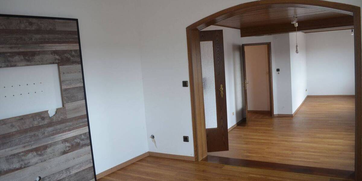 Etagenwohnung Grävenwiesbach Mönstadt - 2 Zimmer, 68 m&sup2;, 570&euro; | Angebot:25928500
