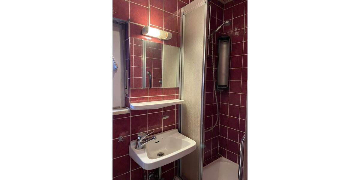 Einfamilienhaus Wetzlar / Dutenhofen Dutenhofen - 6 Zimmer, 120 m&sup2;, 210.000&euro; | Angebot:25777169