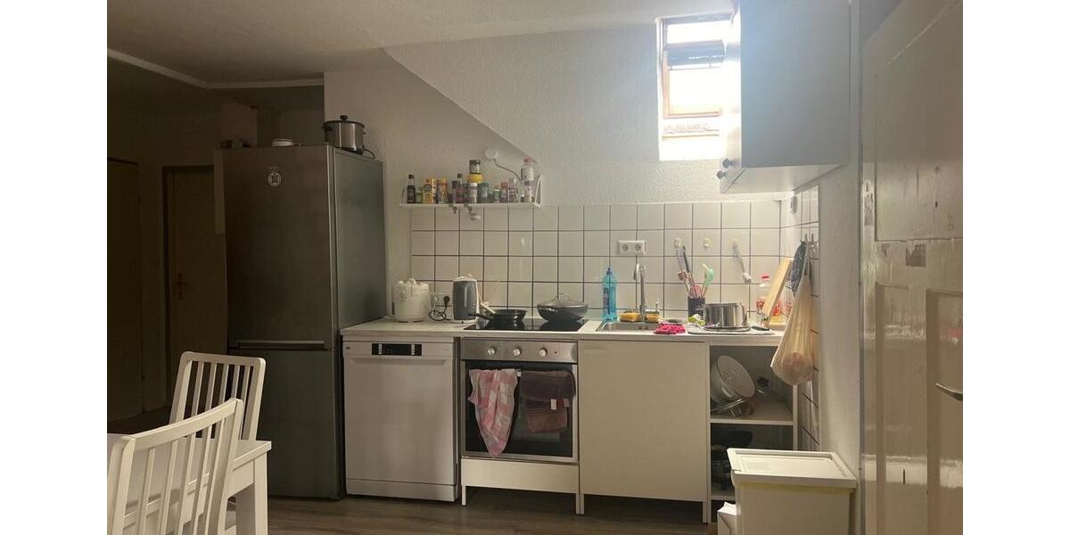 Dachgeschoßwohnung Gießen - 1 Zimmer, 15 m&sup2;, 400&euro; | Angebot:23602344