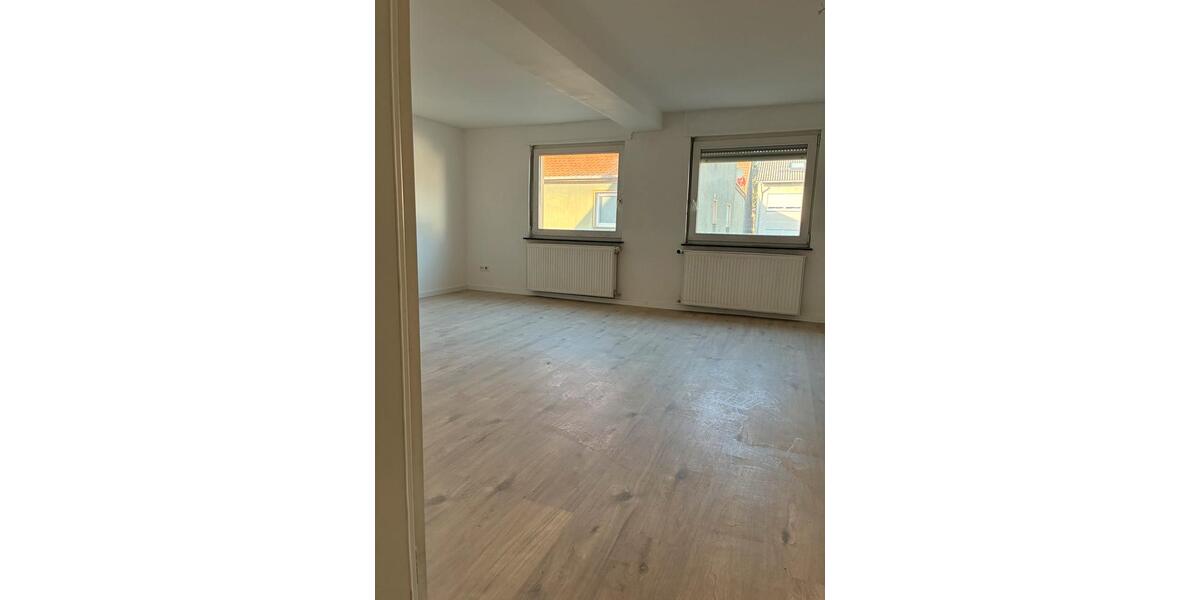 Etagenwohnung Buseck - 2.5 Zimmer, 82 m&sup2;, 1.135&euro; | Angebot:25343849