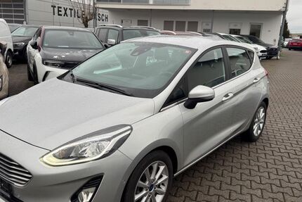 Ford Fiesta 94.125 km 8.800 &euro; Butzbach 35510