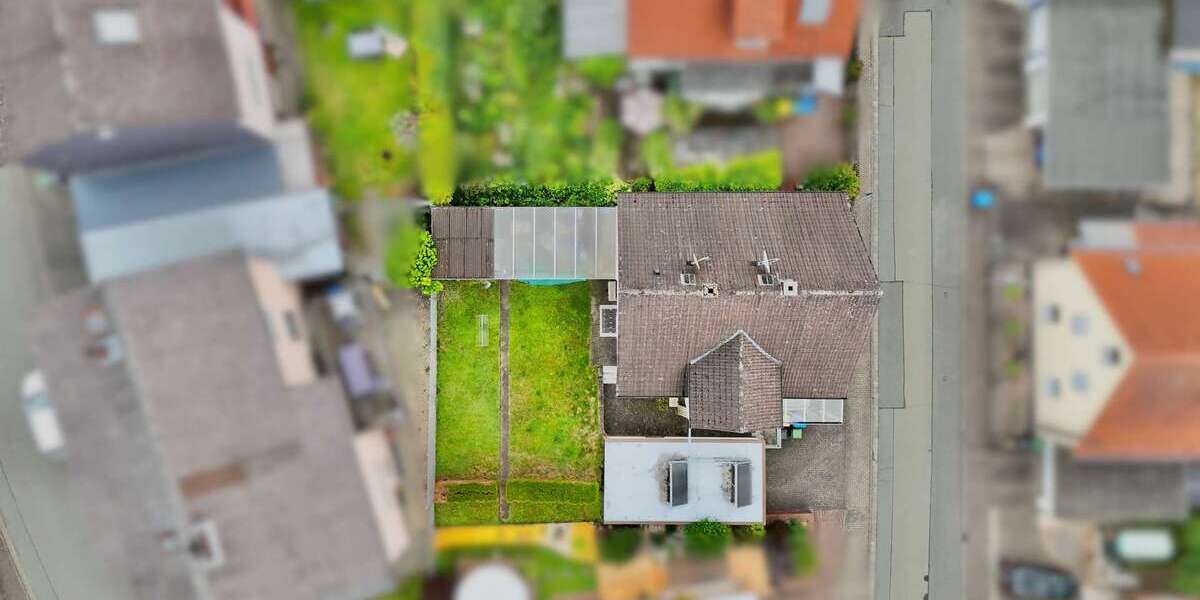 Sonniges Einfamilienhaus mit Garten in Gladenbach OT - Einfamilienhaus Gladenbach | Angebot:26882614