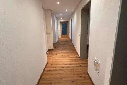 Wohnung Weilburg - 3 Zimmer, 110 m&sup2;, 750&euro; | Angebot:26615134
