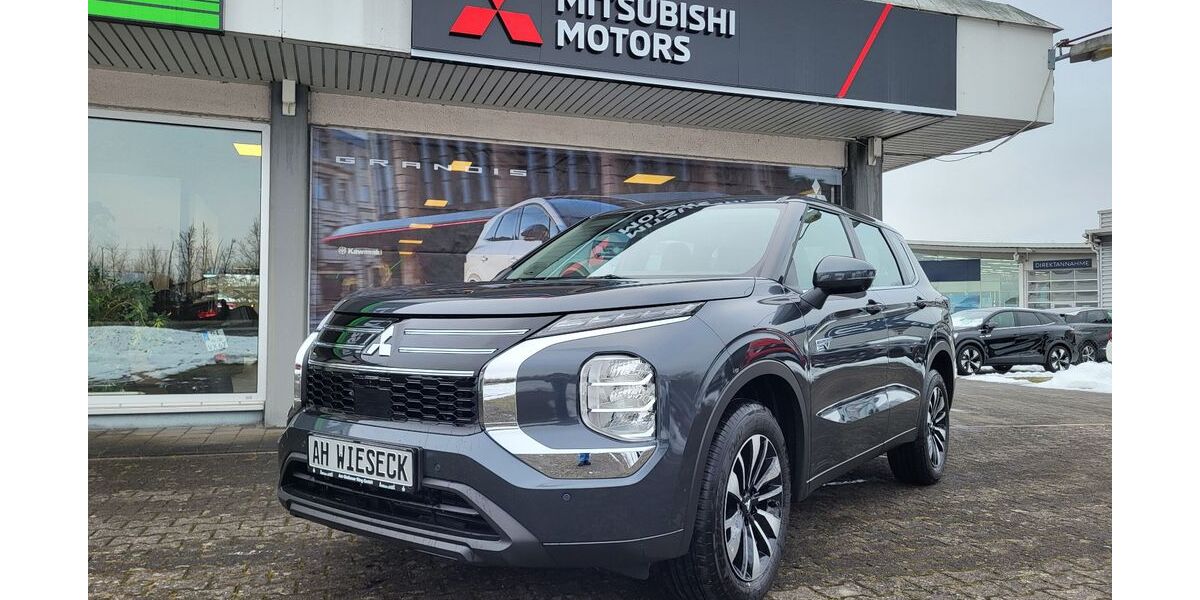 Mitsubishi Outlander 2.000 km 41.990 &euro; Gießen 35394