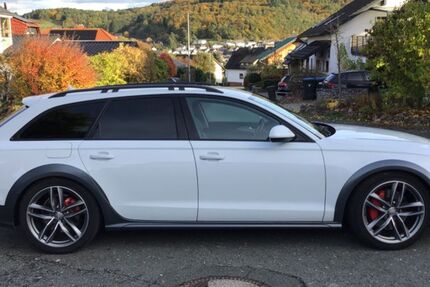 Audi A6 Allroad 229.000 km 18.300 &euro; Mittenaar 35756