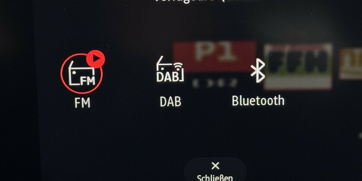 Renault Captur 1.3 TCE 140 Techno EDC LED CARPLAY 39.500 km 19.985 &euro; Lich 35423