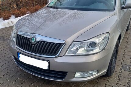 Skoda Octavia 213.000 km 2.800 &euro; Haiger 35708