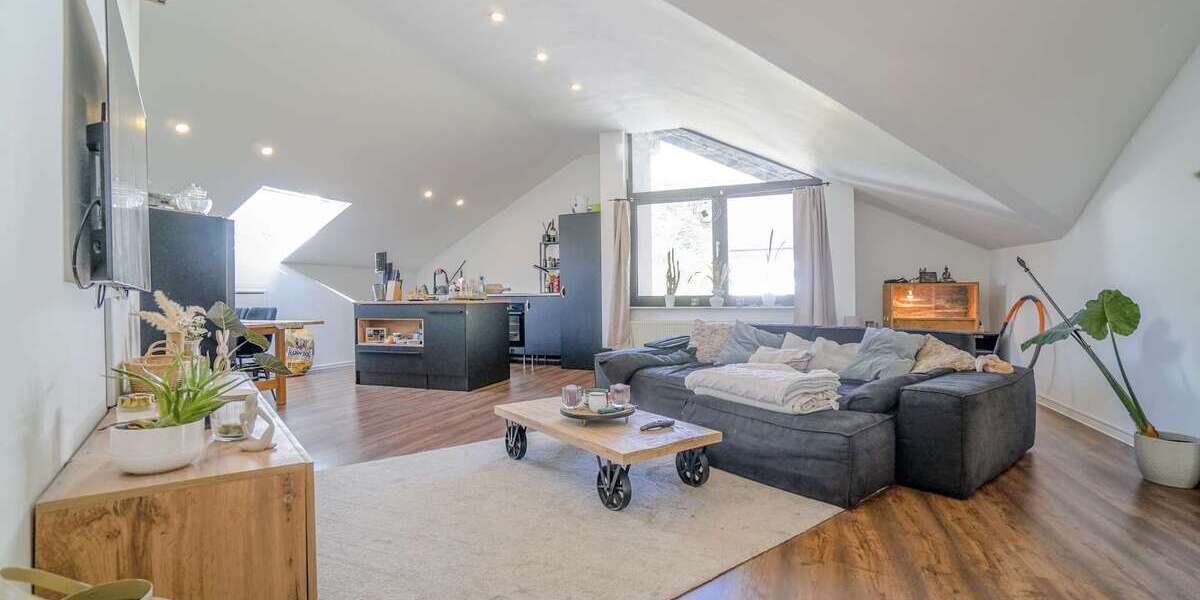 Mehrfamilienhaus in bester Lage - Herborn OT mit Weitblick - Mehrfamilienhaus, Wohnhaus Herborn | Angebot:26738035