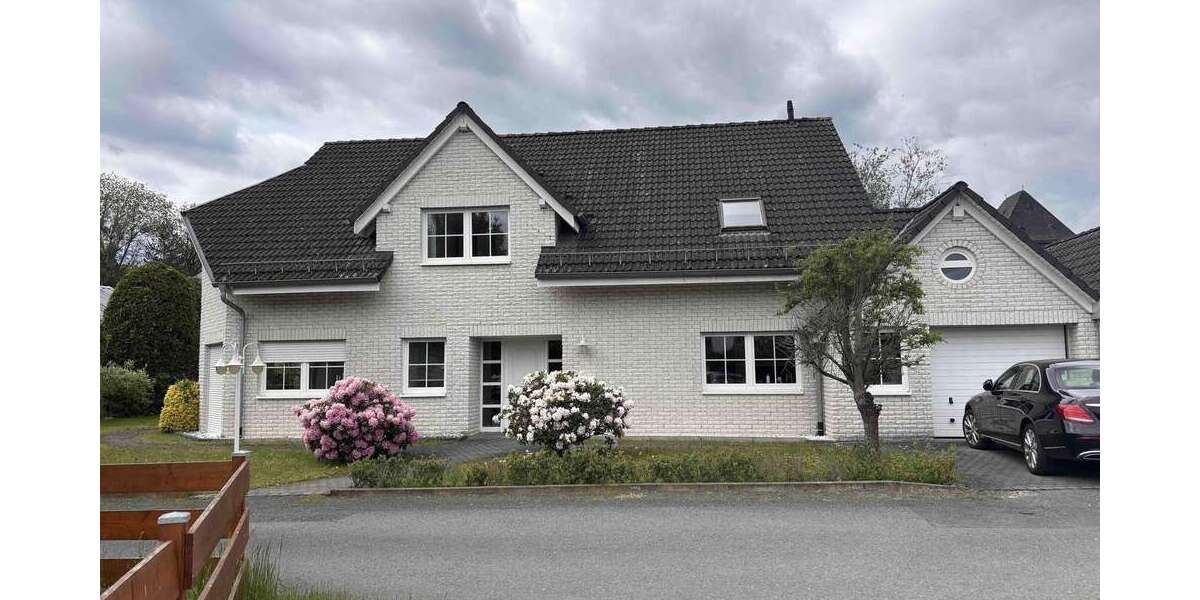 Einfamilienhaus Herborn - 7 Zimmer, 198 m&sup2;, 679.000&euro; | Angebot:26759780