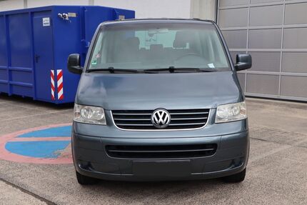 VW T5 Multivan 225.000 km 9.999 &euro; Wetzlar 35578