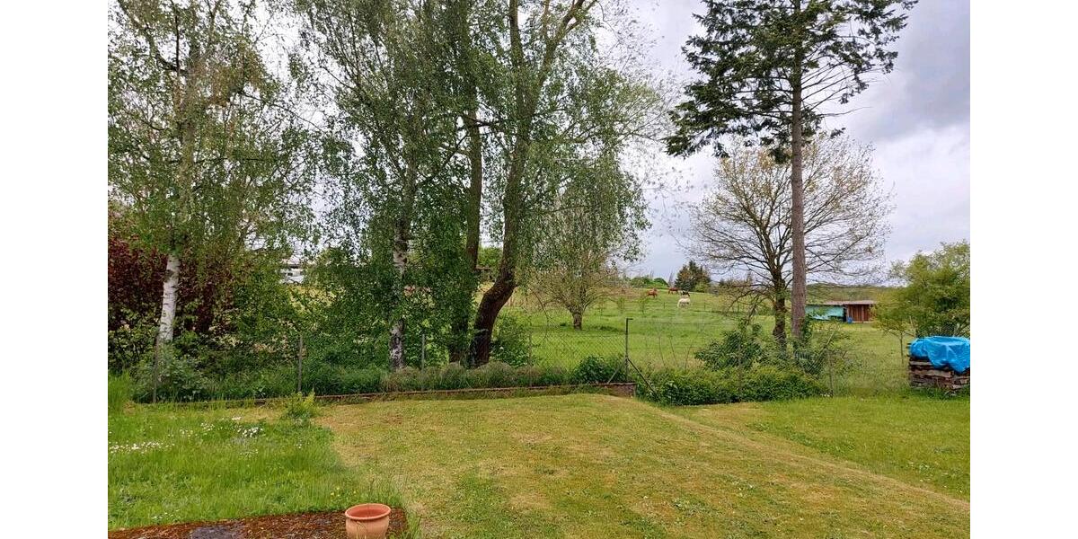 Einfamilienhaus Staufenberg - 10 Zimmer, 160 m&sup2;, 176.000&euro; | Angebot:26751759