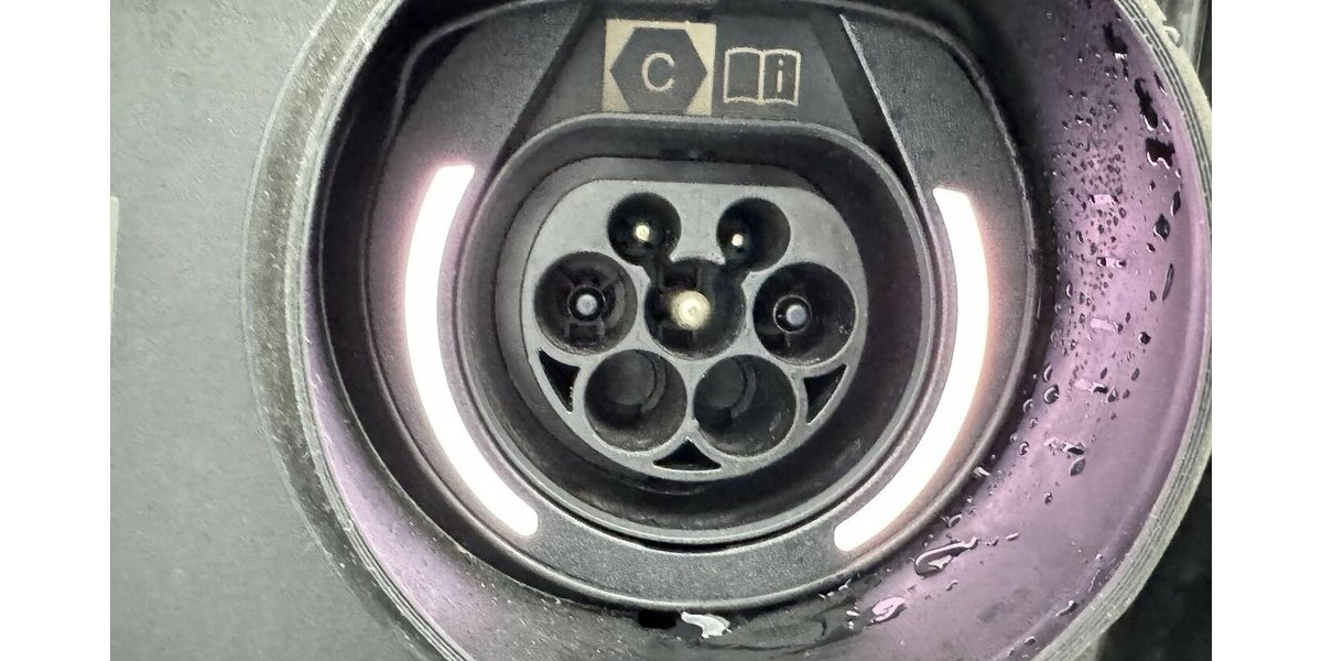 Peugeot 408 GT 225 Plug in Hybrid Massage 360° Cam 34.882 km 28.330 &euro; Lich 35423