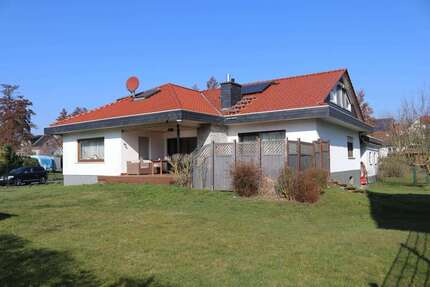 Haus Langgöns - 7.5 Zimmer, 200 m&sup2;, 519.000&euro; | Angebot:25563688