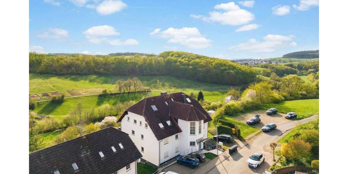 Etagenwohnung Grävenwiesbach - 4 Zimmer, 105 m&sup2;, 265.000&euro; | Angebot:25970586