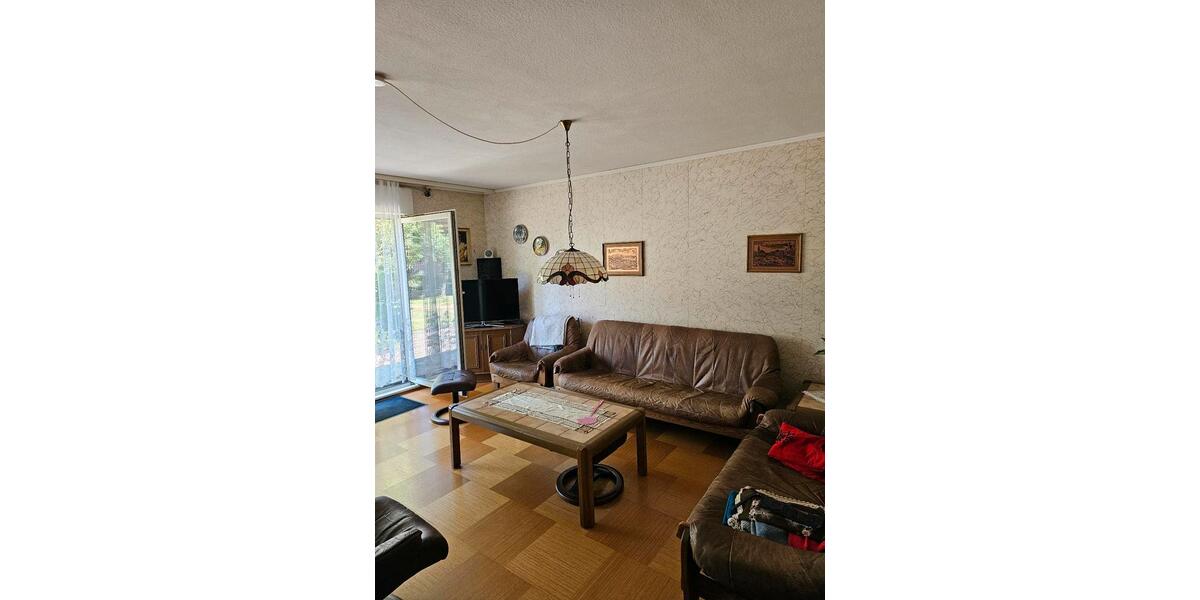 Einfamilienhaus Wölfersheim - 4 Zimmer, 153 m&sup2;, 375.000&euro; | Angebot:27004752