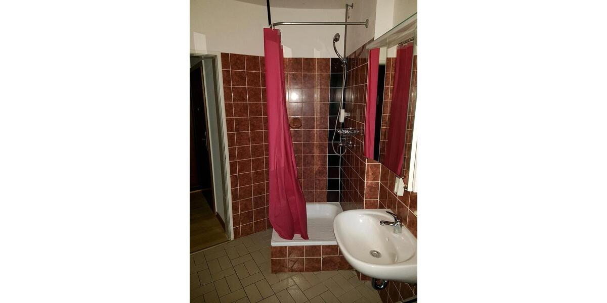 Etagenwohnung Wetzlar Dutenhofen - 1 Zimmer, 31 m&sup2;, 490&euro; | Angebot:25724138