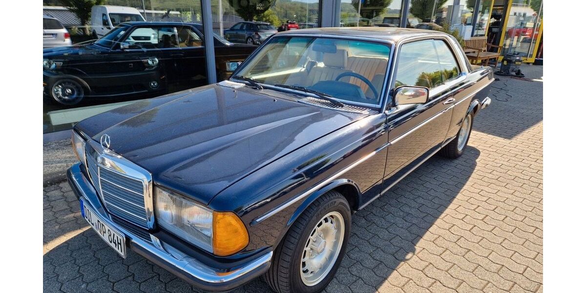 Mercedes-Benz CE 230 239.356 km 12.790 &euro; Ehringshausen 35630