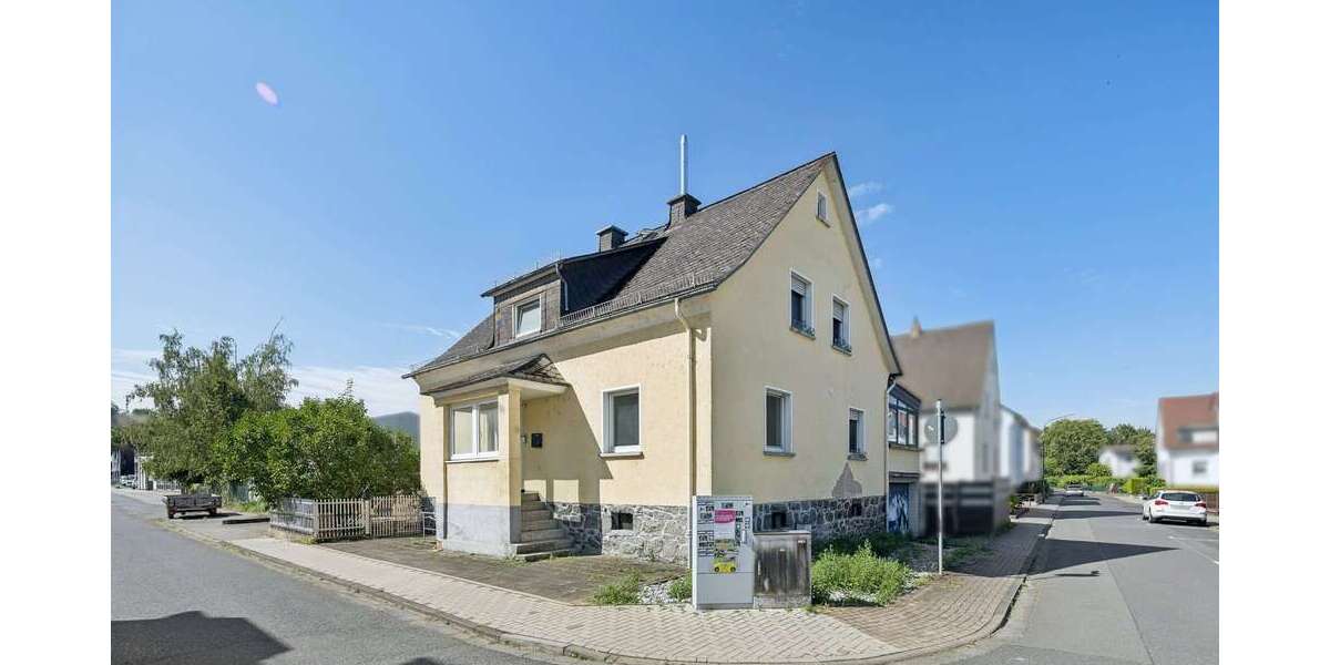 Einfamilienhaus Wetzlar Hermannstein - 7 Zimmer, 159 m&sup2;, 210.000&euro; | Angebot:27098761