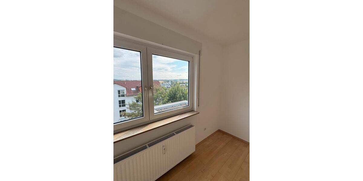 Etagenwohnung Pohlheim - 3 Zimmer, 92 m&sup2;, 269.000&euro; | Angebot:27083936