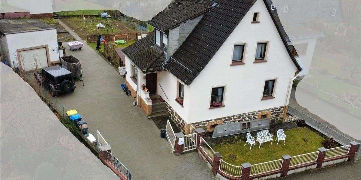 Einfamilienhaus Waldsolms - 5 Zimmer, 100 m&sup2;, 339.000&euro; | Angebot:25277421