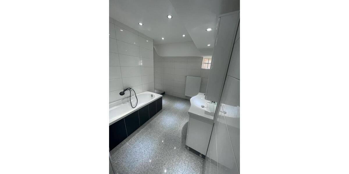 Erdgeschoßwohnung Linden - 1.5 Zimmer, 45 m&sup2;, 500&euro; | Angebot:26083591