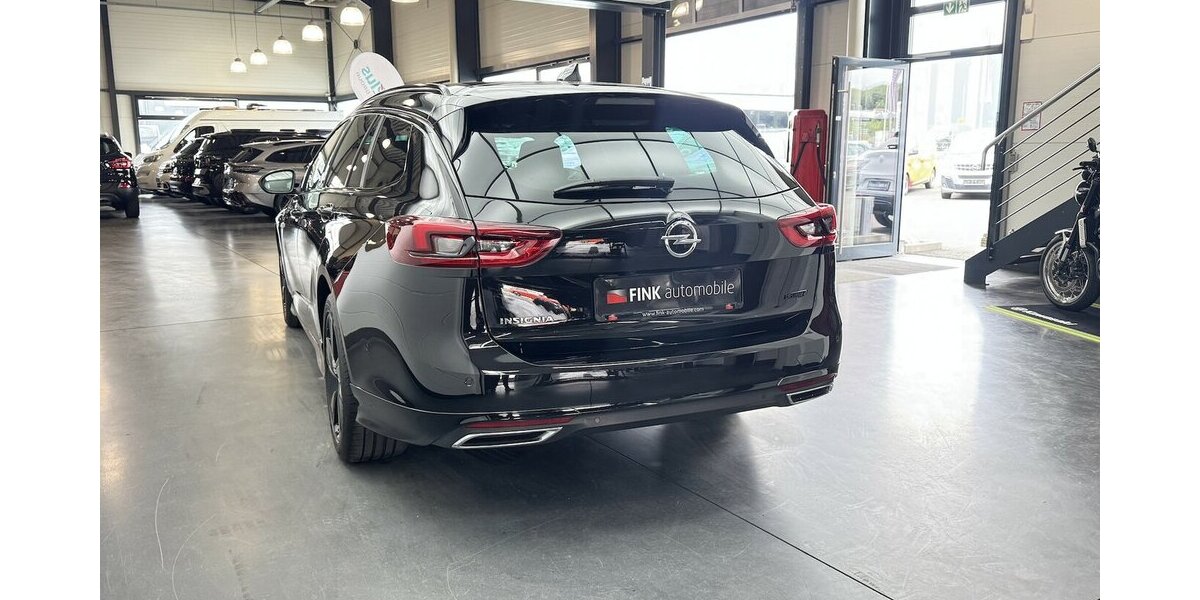 Opel Insignia Exclusive 4x4 FULL LEDER CarPlay Bose 118.400 km 11.900 &euro; Lich 35423